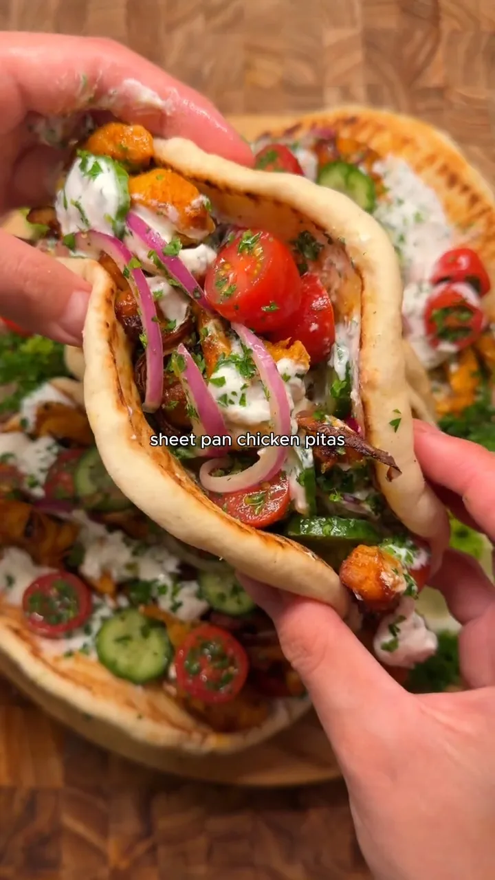 Sheet Pan Chicken Pitas – Easy One-Pan Dinner Recipe