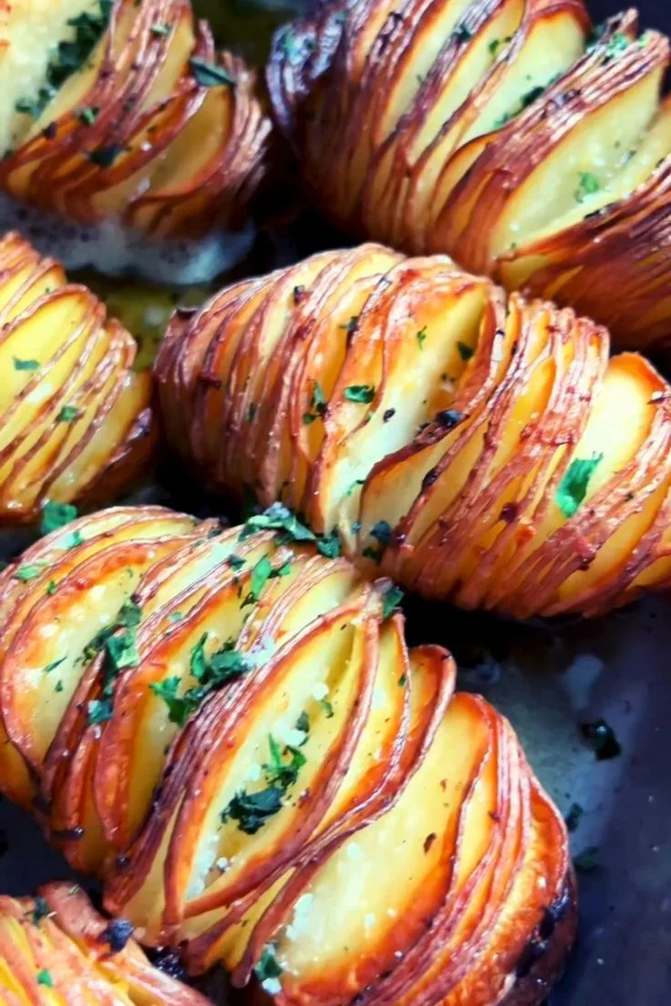 Crispy Delight: Sea Salt Mixed Chopped Potatoes
