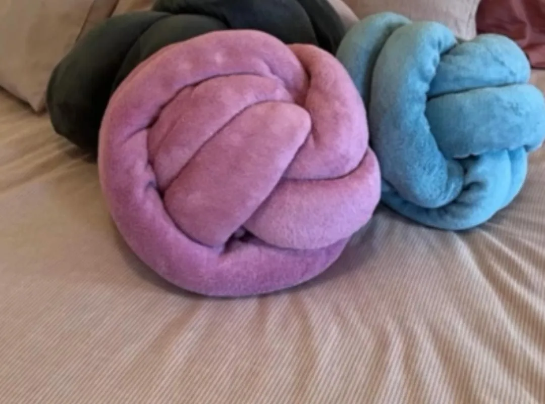 diy knot ball pillow