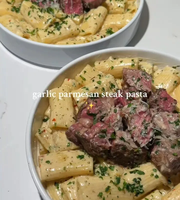 garlic parmesan steak pasta