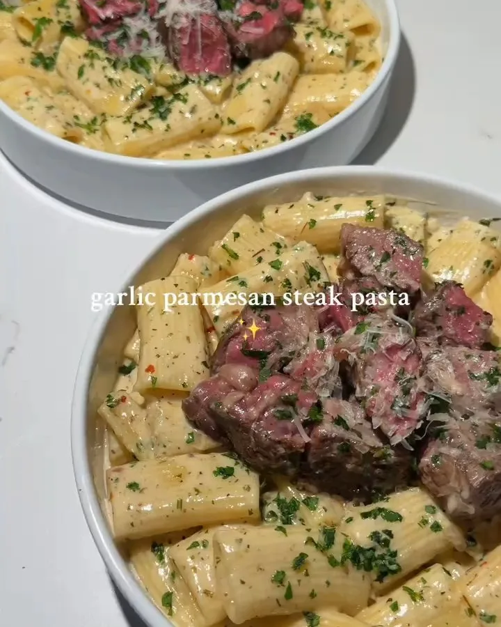 garlic parmesan steak pasta
