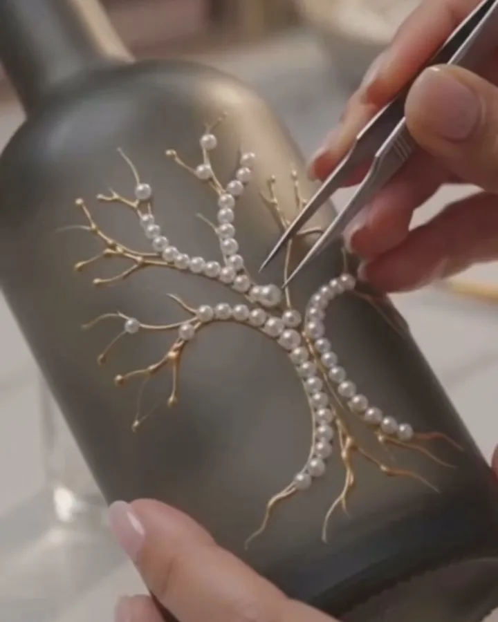 pearl and mirror bottle art