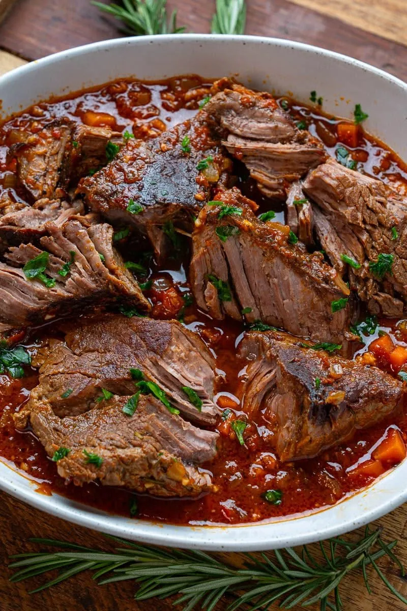 One-Pot & Slow Cooker Wonders: Easy, Delicious Meals