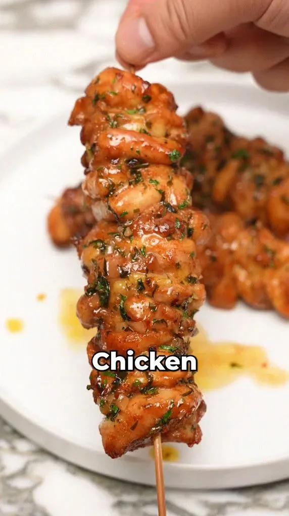 Garlic Herb Chicken Skewers Air Fryer Recipe 🍢