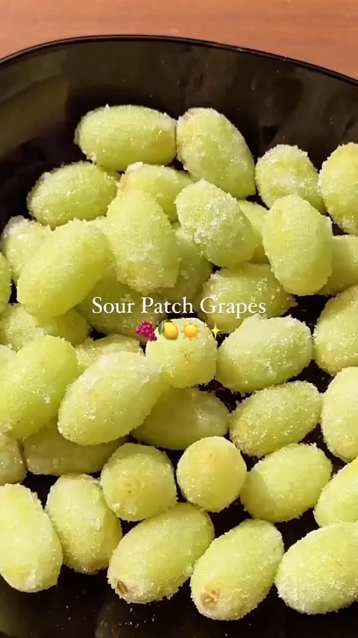 Tangy Twist Sour Patch Grapes