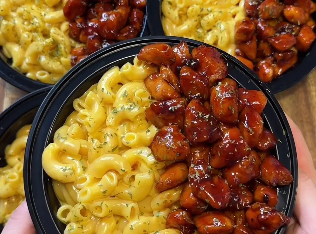 high protein honey bbq chicken mac and cheese