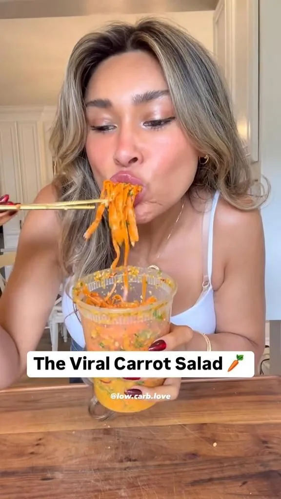 Viral Carrot Salad 🥕✨