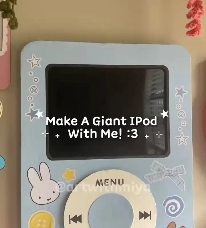 giant diy ipod room decor